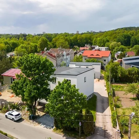 отдельный дом с хорошей локацией в городе Villa